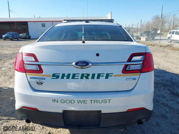 2017 Ford Police Interceptor Sedan with VIN 1FAHP2MK4HG127994, listed as a IAAI auction lot 41583366 with 135,839 mi miles. Bid and sale history available at carsss.com. Image 16.