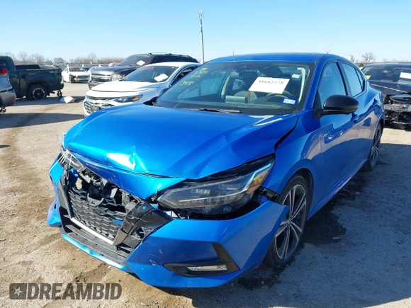 2020 Nissan Sentra SR with VIN 3N1AB8DVXLY313492, listed as a IAAI auction lot 41682275 with 33,024 mi miles and . Bid and sale history available at DreamBid. Image 2.