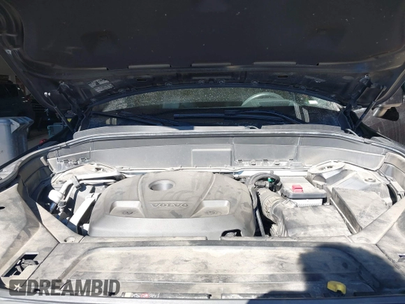 2017 Volvo XC90 Inscription with VIN YV4A22PL3H1164551, listed as a IAAI auction lot 41670475 with 101,391 mi miles. Bid and sale history available at carsss.com. Image 10.