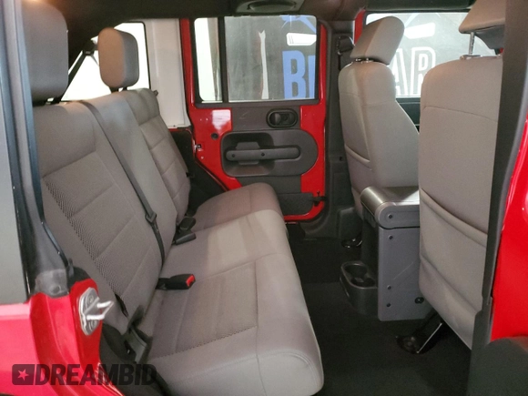 2008 Jeep Wrangler Unlimited Rubicon with VIN 1J4GA69138L636233, listed as a Copart auction lot 58620415 with 183,012 mi miles and Clean title. Bid and sale history available at DreamBid. Image 11.