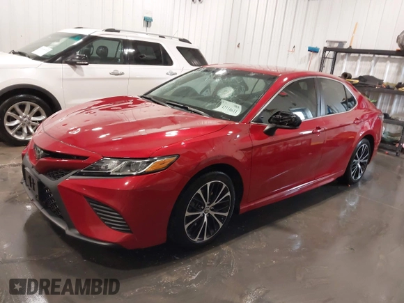 2020 Toyota Camry SE z VIN 4T1G11AKXLU378840, wystawiony jako IAAI lot #42110611 z przebiegiem 75 767 mil mil oraz . Historia ofert i sprzedaży dostępna na DreamBid. Obrazek 2.