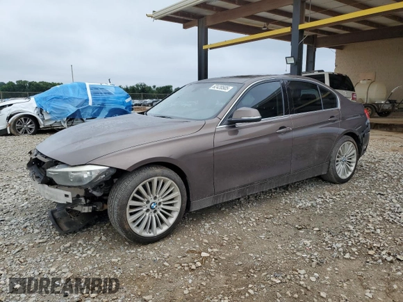 2013 BMW 3 Series 328i z VIN WBA3A5C56DF350294, wystawiony jako Copart lot #62420505 z przebiegiem 184 532 mil mil oraz Czysty tytuł • Clean title. Historia ofert i sprzedaży dostępna na DreamBid. Obrazek 1.
