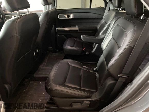 2022 Ford Explorer XLT with VIN 1FMSK8DH5NGB39343, listed as a IAAI auction lot 42788984 with 118,323 mi miles and . Bid and sale history available at DreamBid. Image 1.