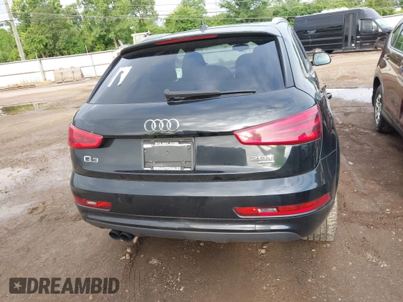 2015 Audi Q3 Premium Plus z VIN WA1EFCFS6FR001473, wystawiony jako IAAI lot #42795951 z przebiegiem 148 638 mil mil oraz . Historia ofert i sprzedaży dostępna na DreamBid. Obrazek 16.