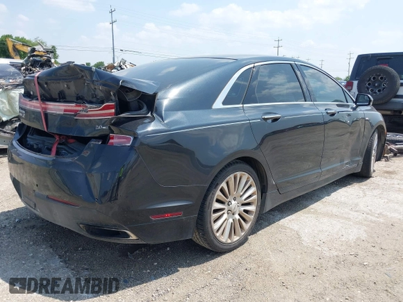 2013 Lincoln MKZ z VIN 3LN6L2G95DR822487, wystawiony jako IAAI lot #42347635 z przebiegiem 81 596 mil mil oraz . Historia ofert i sprzedaży dostępna na DreamBid. Obrazek 4.