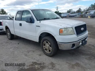 2006 Ford F-150 STX with VIN 1FTRX14W16NA34273, listed as a IAAI auction lot 41732061 with 1 mi miles. Bid and sale history available at carsss.com. Image 1.