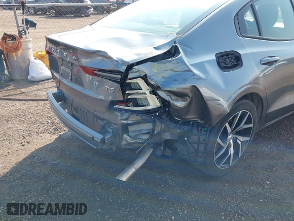 2019 Volvo S60 Momentum with VIN 7JR102FKXKG015965, listed as a IAAI auction lot 41156948 with 48,500 mi miles. Bid and sale history available at carsss.com. Image 6.