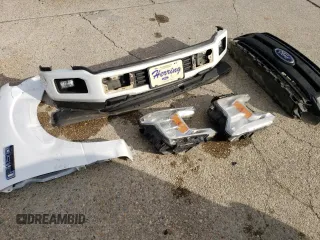 2018 Ford F-150 XL z VIN 1FTMF1CB5JKF66938, wystawiony jako Copart lot #53267555 z przebiegiem 89 692 mil mil oraz Szkoda całkowita • Salvage title. Historia ofert i sprzedaży dostępna na DreamBid. Obrazek 12.