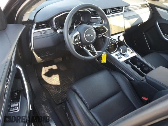 2023 Jaguar F-Pace S z VIN SADCJ2EX9PA712351, wystawiony jako Copart lot #81083514 z przebiegiem 11 895 mil mil oraz Szkoda całkowita • Salvage title. Historia ofert i sprzedaży dostępna na DreamBid. Obrazek 8.