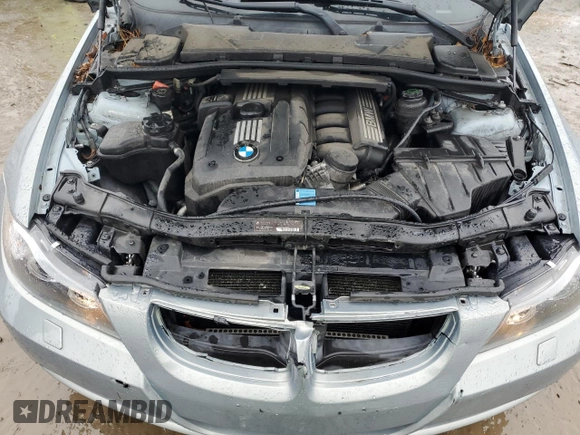 2008 BMW 3 Series 328xi z VIN WBAVC93568K040752, wystawiony jako Copart lot #45042605 z przebiegiem 162 092 mil mil oraz Czysty tytuł • Clean title. Historia ofert i sprzedaży dostępna na DreamBid. Obrazek 11.