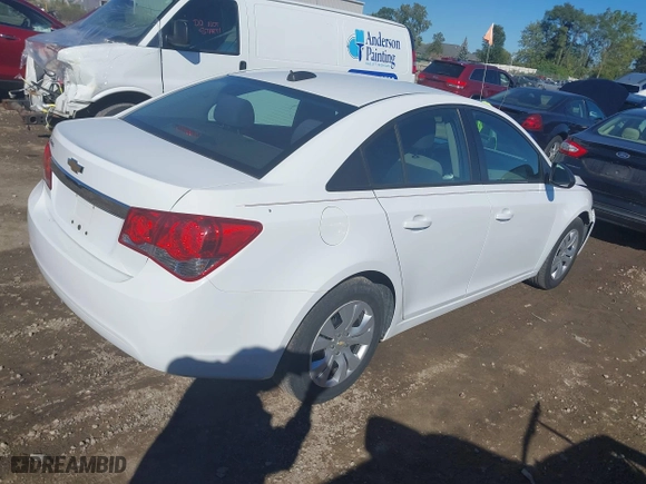 2015 Chevrolet Cruze LS with VIN 1G1PA5SG7F7125315, listed as a IAAI auction lot 40490838 with 131,127 mi miles. Bid and sale history available at carsss.com. Image 4.