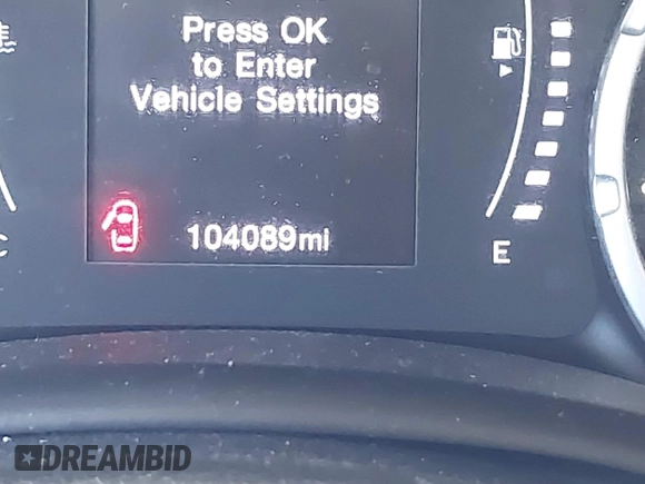 2020 Jeep Renegade Latitude with VIN ZACNJABB8LPL63973, listed as a IAAI auction lot 42552558 with 104,089 mi miles and . Bid and sale history available at DreamBid. Image 15.