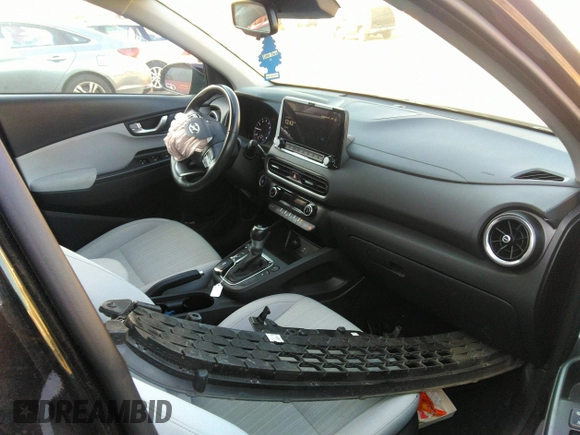 2023 Hyundai Kona SEL with VIN KM8K3CAB2PU949615, listed as a IAAI auction lot 41377088 with 38,639 mi miles and . Bid and sale history available at carsss.com. Image 5.