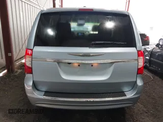 2013 Chrysler Town & Country Touring with VIN 2C4RC1BG3DR573565, listed as a IAAI auction lot 42083562 with 94,828 mi miles. Bid and sale history available at carsss.com. Image 16.