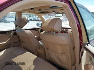 2000 Mercedes-Benz E-Class with VIN WDBJF65J1YB018240, listed as a IAAI auction lot 42051187 with 186,651 mi miles. Bid and sale history available at carsss.com. Image 8.