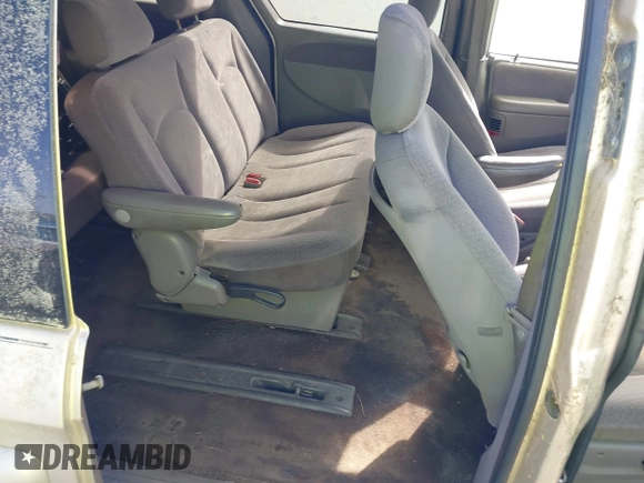 2001 Dodge Caravan Sport with VIN 2B8GP44G21R129935, listed as a IAAI auction lot 42009037 with Not Provided miles and . Bid and sale history available at carsss.com. Image 8.