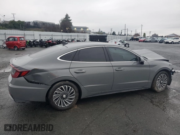 2020 Hyundai Sonata Hybrid Limited with VIN KMHL54JJ3LA013896, listed as a Copart auction lot 85174344 with 71,759 mi miles and Salvage Title. Bid and sale history available at carsss.com. Image 3.