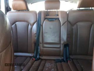 2017 Audi Q7 Prestige z VIN WA1VAAF7XHD054613, wystawiony jako Copart lot #49283225 z przebiegiem 132 181 mil mil oraz Szkoda całkowita • Salvage title. Historia ofert i sprzedaży dostępna na DreamBid. Obrazek 10.