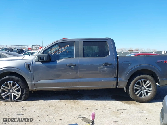 2021 Ford F-150 XL with VIN 1FTEW1CP2MFC27115, listed as a IAAI auction lot 41488090 with 86,880 mi miles. Bid and sale history available at carsss.com. Image 15.