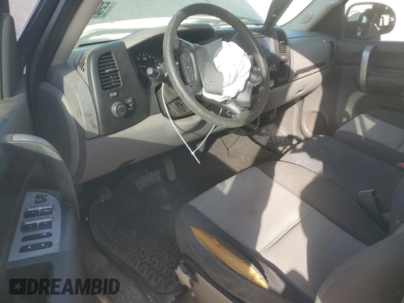 2009 Chevrolet Silverado 1500 LS with VIN 3GCEC13C29G241785, listed as a Copart auction lot 50194375 with 148,133 mi miles and Salvage Title. Bid and sale history available at DreamBid. Image 8.