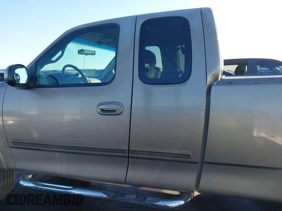 2001 Ford F-150 XL with VIN 1FTRX18L31NA75349, listed as a IAAI auction lot 40921255 with 165,872 mi miles. Bid and sale history available at carsss.com. Image 14.