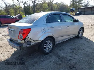 2015 Chevrolet Sonic LT with VIN 1G1JC5SH5F4175981, listed as a IAAI auction lot 41925059 with 122,223 mi miles and . Bid and sale history available at DreamBid. Image 4.