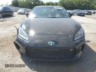 2022 Toyota GR86 Premium with VIN JF1ZNBF10N8753126, listed as a Copart auction lot 70312744 with 35,310 mi miles and Salvage Title. Bid and sale history available at carsss.com. Image 5.