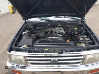 1997 Toyota T100 SR5 with VIN JT4UN24D7V0048050, listed as a IAAI auction lot 41556487 with 325,187 mi miles and . Bid and sale history available at DreamBid. Image 10.