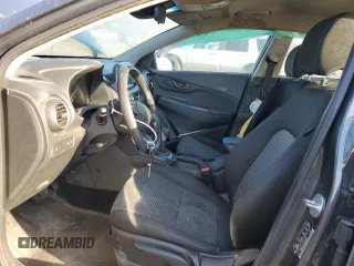2020 Hyundai Kona SE with VIN KM8K12AA1LU522962, listed as a Copart auction lot 42563705 with 133,920 mi miles and Salvage Title. Bid and sale history available at carsss.com. Image 7.