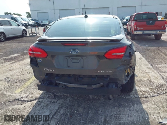 2018 Ford Focus Titanium с VIN 1FADP3J23JL272028, выставлен на аукционе IAAI как лот 42395402 с пробегом 125 975 миль миль и . История ставок и продаж доступна на DreamBid. Изображение 17.