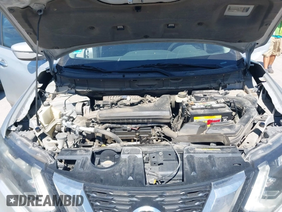 2017 Nissan Rogue SV z VIN 5N1AT2MN5HC730098, wystawiony jako IAAI lot #42033390 z przebiegiem 91 755 mil mil oraz . Historia ofert i sprzedaży dostępna na DreamBid. Obrazek 10.