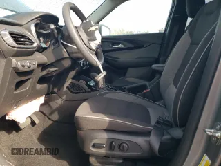 2023 Chevrolet TrailBlazer LT with VIN KL79MPSL4PB191896, listed as a Copart auction lot 51867635 with 25,492 mi miles and Salvage Title. Bid and sale history available at DreamBid. Image 7.