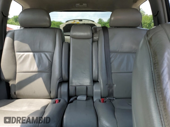 2008 Toyota Highlander z VIN JTEEW41AX82011084, wystawiony jako Copart lot #60852355 z przebiegiem 302 755 mil mil oraz Czysty tytuł • Clean title. Historia ofert i sprzedaży dostępna na DreamBid. Obrazek 10.