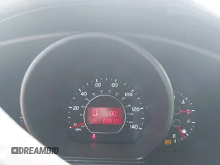 2016 Kia Soul + z VIN KNDJP3A50G7349026, wystawiony jako IAAI lot #42260782 z przebiegiem 63 913 mil mil oraz . Historia ofert i sprzedaży dostępna na DreamBid. Obrazek 15.