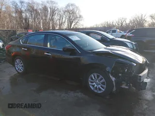 2018 Nissan Altima 2.5 S with VIN 1N4AL3AP9JC473345, listed as a IAAI auction lot 41803135 with 92,173 mi miles. Bid and sale history available at carsss.com. Image 13.