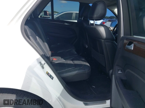 2015 Mercedes-Benz M 350 with VIN 4JGDA5JB9FA590659, listed as a IAAI auction lot 40591295 with 117,825 mi miles and . Bid and sale history available at DreamBid. Image 8.