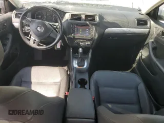 2012 Volkswagen Jetta TDI w/Premium & Nav z VIN 3VWLL7AJ9CM069918, wystawiony jako Copart lot #58237365 z przebiegiem 107 890 mil mil oraz Szkoda całkowita • Salvage title. Historia ofert i sprzedaży dostępna na DreamBid. Obrazek 8.