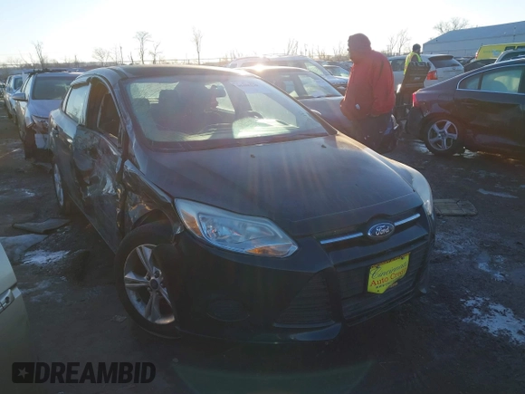2013 Ford Focus SE with VIN 1FADP3F21DL312717, listed as a IAAI auction lot 41406230 with 97,282 mi miles. Bid and sale history available at carsss.com. Image 1.