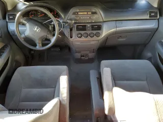 2005 Honda Odyssey LX with VIN 5FNRL38205B093617, listed as a Copart auction lot 49765025 with 271,363 mi miles and Salvage title. Bid and sale history available at DreamBid. Image 8.