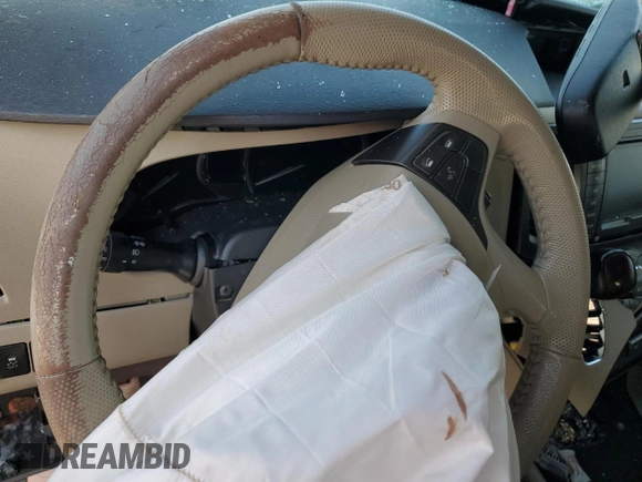 2012 Toyota Sienna XLE AAS with VIN 5TDYK3DC8CS192241, listed as a Copart auction lot 50985055 with Not provided miles and Salvage title. Bid and sale history available at DreamBid. Image 9.