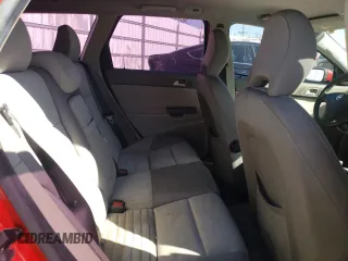2005 Volvo V50 с VIN YV1MW390452052760, выставлен на аукционе Copart как лот 77257134 с пробегом 121 335 миль миль и Чистый • Clean title. История ставок и продаж доступна на DreamBid. Изображение 11.
