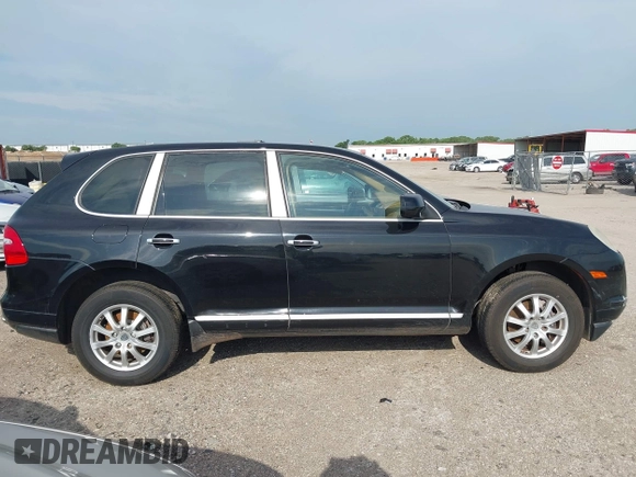 2010 Porsche Cayenne с VIN WP1AA2AP4ALA06259, выставлен на аукционе IAAI как лот 42185601 с пробегом 112 924 миль миль и . История ставок и продаж доступна на DreamBid. Изображение 13.