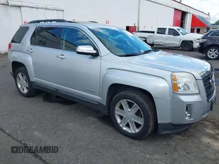 2012 GMC Terrain SLT-1 z VIN 2GKFLVEK3C6187422, wystawiony jako IAAI lot #42115432 z przebiegiem 147 753 mil mil oraz . Historia ofert i sprzedaży dostępna na DreamBid. Obrazek 1.