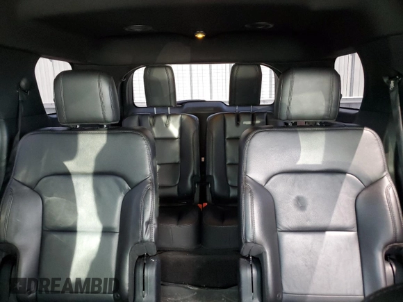 2017 Ford Explorer XLT z VIN 1FM5K8DH9HGC49507, wystawiony jako Copart lot #50566635 z przebiegiem 131 880 mil mil oraz Szkoda całkowita • Salvage title. Historia ofert i sprzedaży dostępna na DreamBid. Obrazek 10.