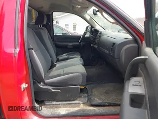 2007 Chevrolet Silverado 1500 1LT with VIN 1GCEK14067Z538823, listed as a IAAI auction lot 41996239 with 175,901 mi miles and . Bid and sale history available at DreamBid. Image 5.