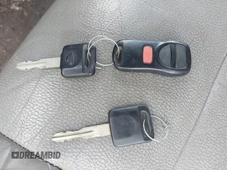 2005 Nissan Titan SE z VIN 1N6BA07B25N569257, wystawiony jako IAAI lot #42272847 z przebiegiem 96 935 mil mil oraz . Historia ofert i sprzedaży dostępna na DreamBid. Obrazek 11.