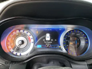 2020 Chrysler 300 S z VIN 2C3CCABTXLH122919, wystawiony jako Copart lot #78414584 z przebiegiem 122 180 mil mil oraz Szkody całkowita. Historia ofert i sprzedaży dostępna na DreamBid. Obrazek 9.