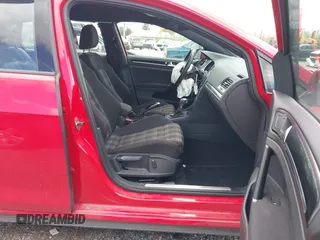 2017 Volkswagen GTI S z VIN 3VW4T7AU7HM033778, wystawiony jako IAAI lot #42059426 z przebiegiem 70 115 mil mil oraz . Historia ofert i sprzedaży dostępna na DreamBid. Obrazek 5.