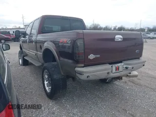 2003 Ford Super Duty F-250 XL with VIN 1FTNW21P93EC49772, listed as a IAAI auction lot 40284045 with 276,418 mi miles. Bid and sale history available at carsss.com. Image 3.
