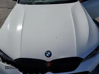 2023 BMW 3 Series 330i z VIN 3MW69FF08P8D73326, wystawiony jako Copart lot #57511995 z przebiegiem Nie podano mil oraz Czysty tytuł • Clean title. Historia ofert i sprzedaży dostępna na DreamBid. Obrazek 11.